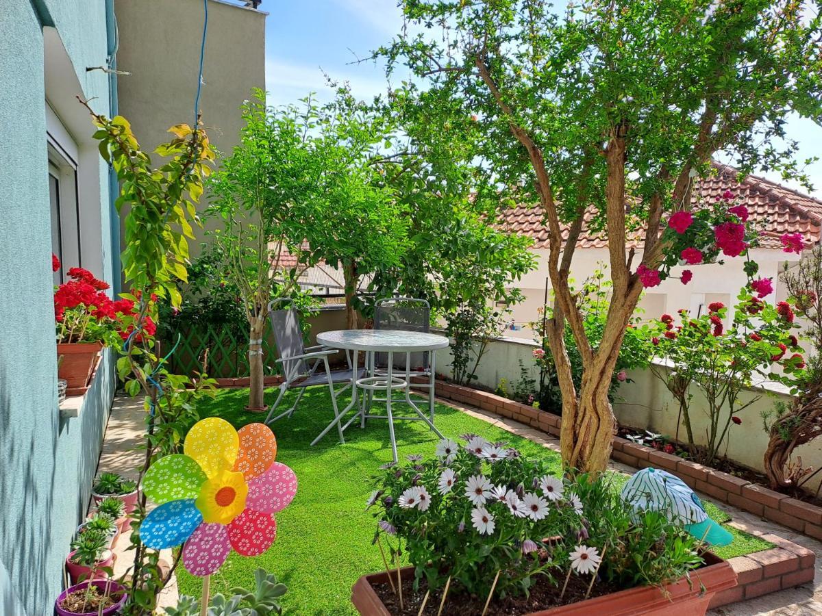 Secret Garden Apartment Kavala Exterior photo